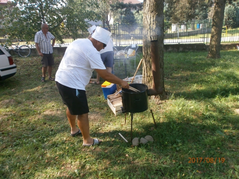 Nohejbal o Cenu starostu obce a súťaž vo varení gulášu 2017