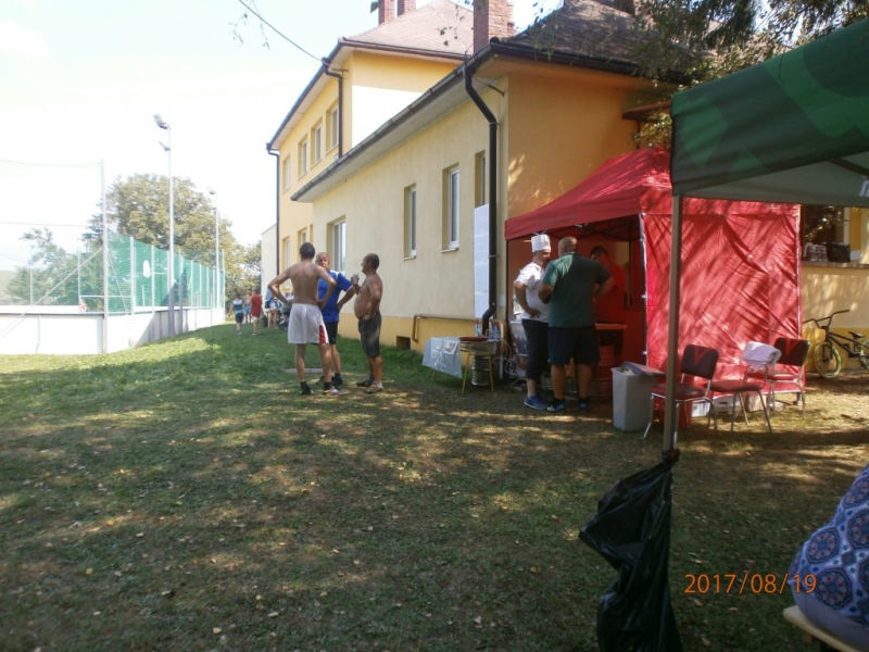 Nohejbal o Cenu starostu obce a súťaž vo varení gulášu 2017