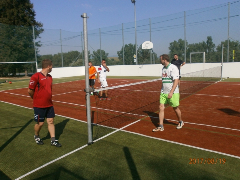 Nohejbal o Cenu starostu obce a súťaž vo varení gulášu 2017