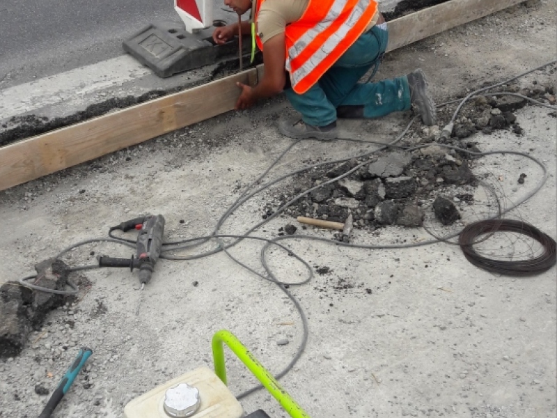 Výstavba autobusovej zastávky a semafóra 2018