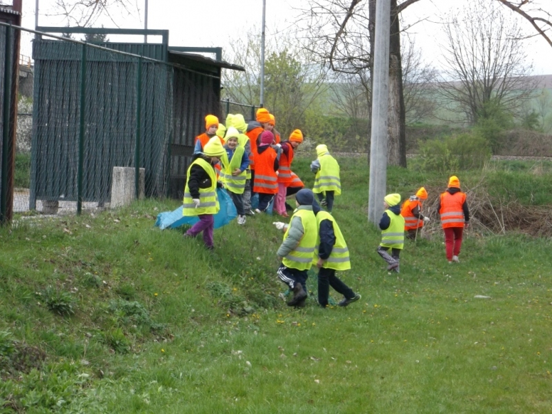 Akcia vyčistíme obec 2014