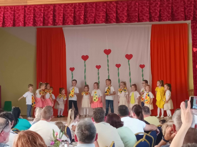 Deň matiek, žien 24.5.2024